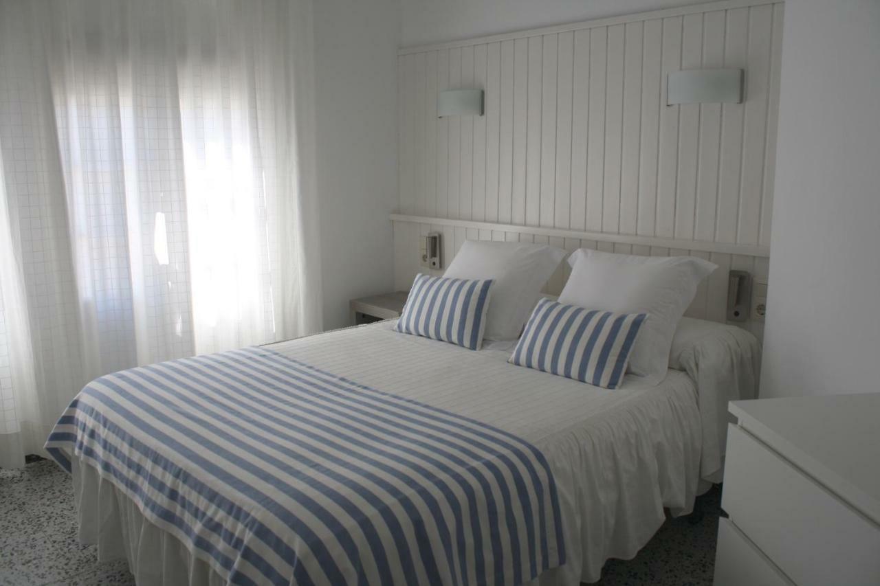 Hostal La Florida Llança Exteriör bild